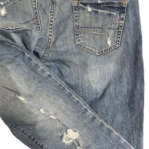 AMERICAN EAGLE - Skinny 77 jeans with modern white stitching that look great